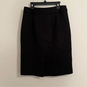 Banana Republic Black Lined Pencil Skirt Textured Pattern Size 2 EUC